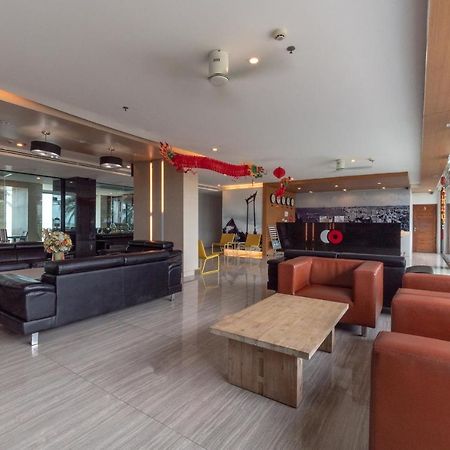 Capital O 1088 Golden Dragon Beach Resort 방라뭉 외부 사진